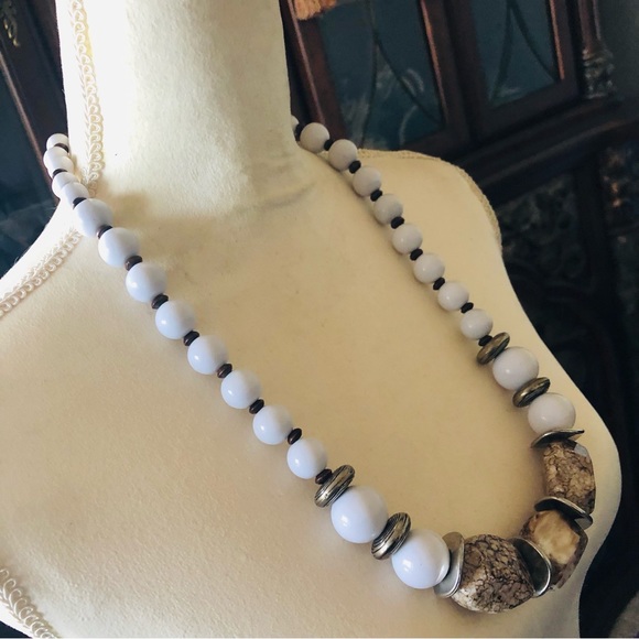 Handcrafted repurpose mixed material chunky bead necklace - Picture 3 of 9